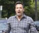 Ben Affleck et ses filles Violet et Seraphina font des courses à Los Angeles, le 6 octobre 2012. Responsable d'un léger accident de voiture, Ben Affleck n'a pas manqué de laisser un mot au propriétaire.