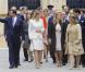 Le prince Guillaume et sa fiancée Stéphanie de Lannoy, comtesse de Belgique, entourés de leur famille quittent le palais grand-ducal pour se rendre à l'Hôtel de Ville où sera célébrer leur mariage civil, à Luxembourg, le 19 octobre 2012.