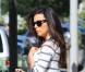 Eva Longoria se promène à Los Angeles, le 25 octobre 2012.