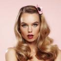 Aurelia Gliwski : La sublime Australienne joue la mariée coquine en lingerie
