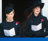 Kate Middleton et Sophie de Wessex recueillies pour le Dimanche du Souvenir 2012