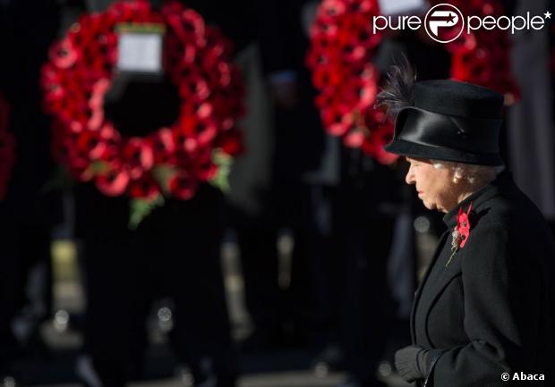 CASA REAL BRITÁNICA - Página 41 976263-queen-elizabeth-ll-attends-the-service-620x0-1