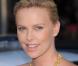PHOTOS : Charlize Theron, son fiancé doit faire des envieux... 