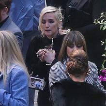 Ashlee Simpson lors du mariage de Donald Faison et Cacee Cobb, à Los Angeles, dans la maison de Zach Braff, le 15 décembre 2012.