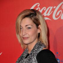 Sheryfa Luna à l'inauguration des vitrines de Noël Coca-Cola au Showcase à Paris le 26 Novembre 2012.