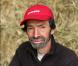 L'amour est dans le pré 8 - Jean-Louis, 51 ans, polyculteur, éleveur de brebis à viande et de moutons. Contemplatif, poète, mais aussi sportif, il aime faire du ski et des balades en raquettes.