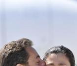 Ingrid Betancourt accueillie par le couple Sarkozy