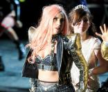 Lady Gaga : Tournée annulée, elle doit se faire hospitaliser
