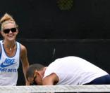 Kate Hudson ne fait preuve d'aucune concentration...