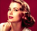 Grace Kelly, actrice puis chanteuse, en portrait