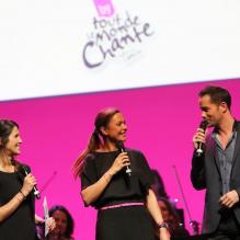 Karine Ferri, Sandrine Quétier et Emmanuel Moire au gala "2000 femmes chantent contre le cancer" à l'Olympia de Paris, le 7 mars 2013.