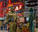 Première bande-annonce non censurée de Kick-Ass 2, avec Aaron Johnson, Jim Carrey et Chloë Grace Moretz.