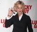 Meg Ryan, rare mais radieuse, retrouve un Tom Hanks amoureux et moustachu