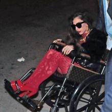 Exclusif - Lady Gaga et son compagnon Taylor Kinney ont passé la nuit à faire la fête à Chicago, le 29 mars 2013.