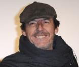 Jean-Luc Reichmann déstabilisant en commandant de la brigade des moeurs