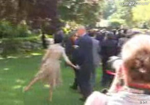 Rachida Dati... du mal à marcher dans l'herbe ?