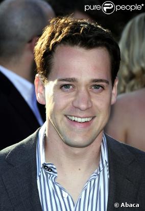 TR Knight
