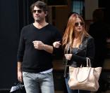 Poppy Montgomery et son petit ami Shawn Sanford à Paris, le 23 septembre 2012.