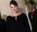 Carla Bruni : 'Ils disaient 'Elle est grosse'. Ils devenaient vraiment méchants'
