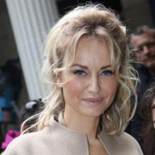 Adriana Karembeu arrive à l'enregistrement de l'émission Champs-Élysées au Studio Gabriel à Paris le 3 mai 2013. L'émission sera diffusée sur France 2 à 20h45 le 11 mai prochain.