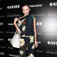 Miranda Kerr superbe et florale pour la projection de Gatsby le Magnifique à New York, le 7 mai 2013.