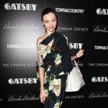Miranda Kerr en fleur à la projection de Gatsby le Magnifique à New York, le 7 mai 2013.