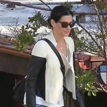 Sandra Bullock emmène son fils à l'école de Los Angeles le 9 mai 2013.
