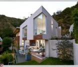 La formidable maison achetée par Hugh Hefner pour son épouse, Crystal Harris, dans le quartier de Hollywood Hills à Los Angeles en avril 2013. Montant de la transaction ? 5 millions de dollars.