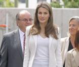 Letizia d'Espagne estivale auprès d'handicapés, le roi joyeux avec Bill Clinton