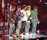 One Direction : Même leurs doubles de cire provoquent l'hystérie !