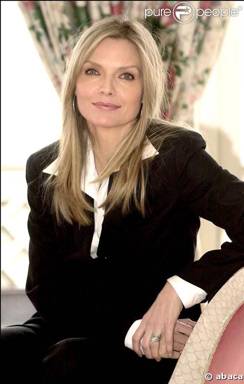 Michelle Pfeiffer en févrrier 2002
