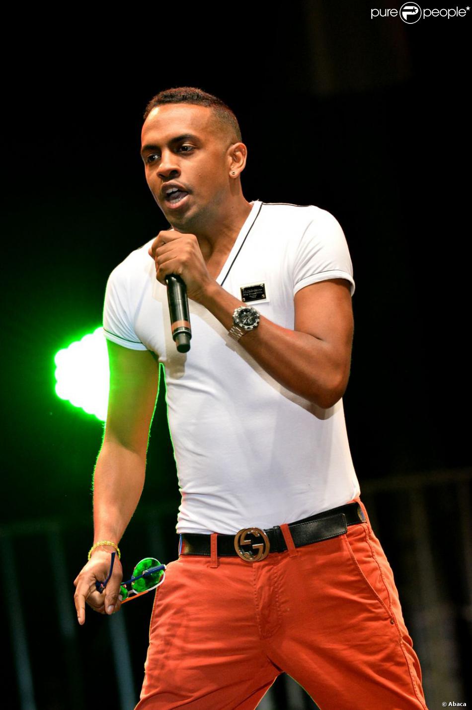 musique de colonel reyel dis moi oui