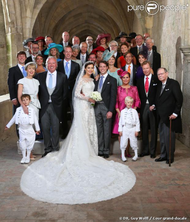 Boda del Príncipe Félix de Luxemburgo con Claire Lademacher - Página 14 1245568-photo-de-famille-mariage-religieux-de-620x0-5