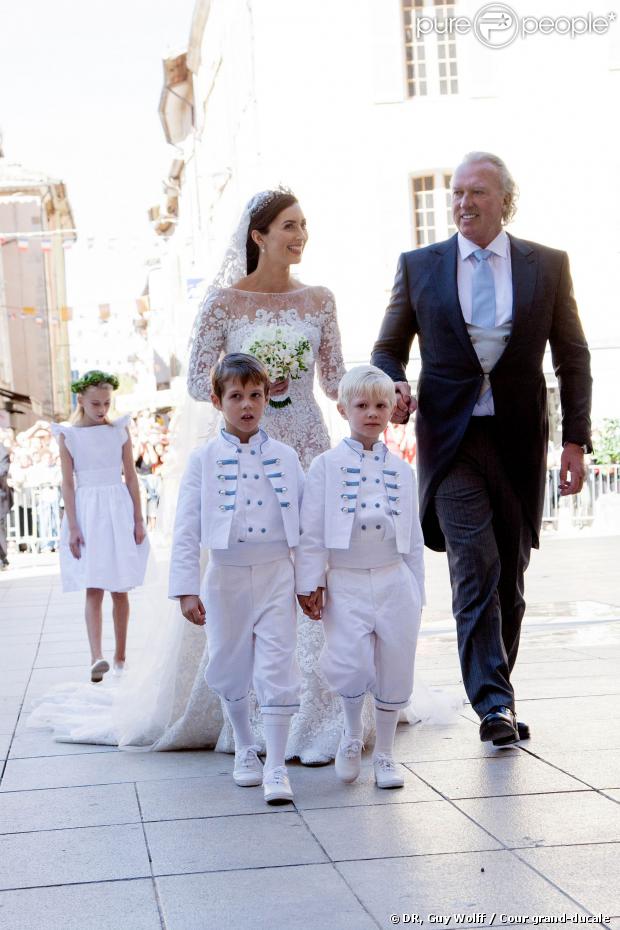 Boda del Príncipe Félix de Luxemburgo con Claire Lademacher - Página 14 1245581-claire-lademacher-son-pere-hartmut-le-620x0-3