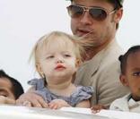 Angelina Jolie et Brad Pitt avec leur petite tribu...