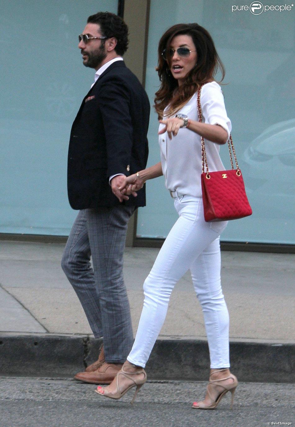 Rolex et People (volume 3) - Page 40 1349366-eva-longoria-et-son-petit-ami-jose-950x0-1