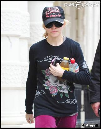 Madonna se rend à son cours de gym, malgré sa cheville blessée