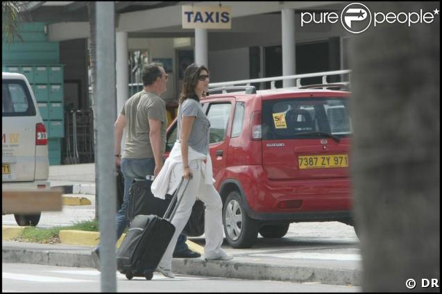 Jean Reno et sa  femme Zofia Borucka arrivent à St-Barth