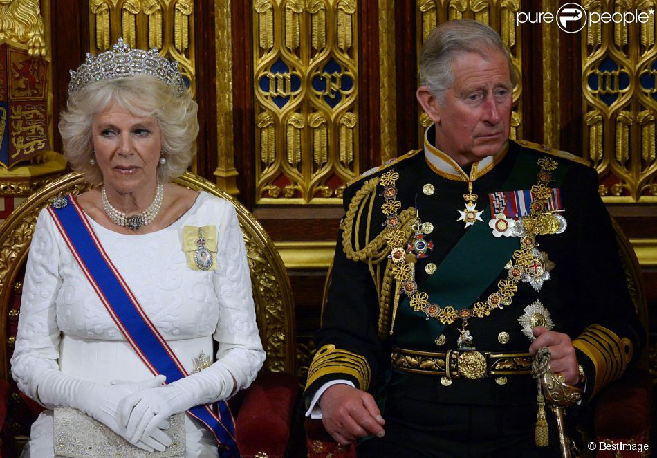 CASA REAL BRITÁNICA - Página 64 1496015-le-prince-charles-et-camilla-parker-950x0-1