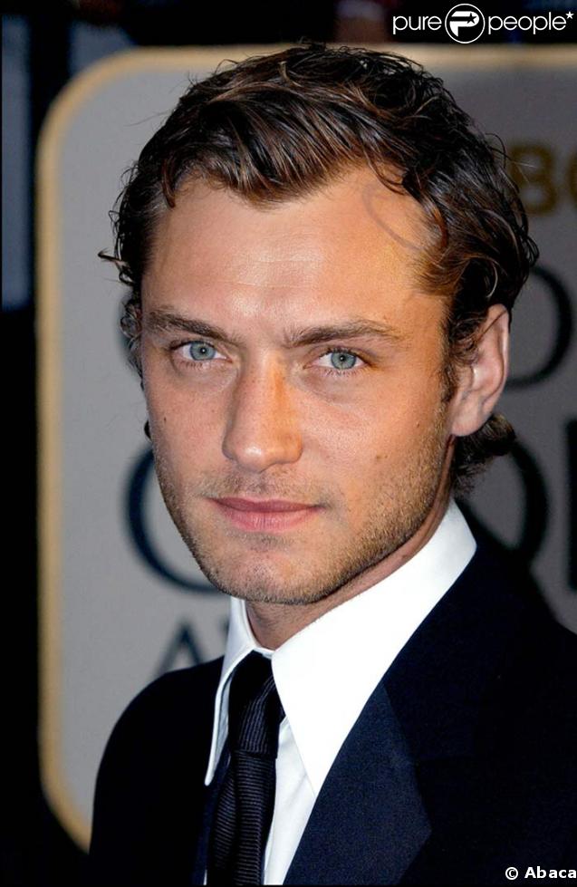 Jude Law - Gallery Photo