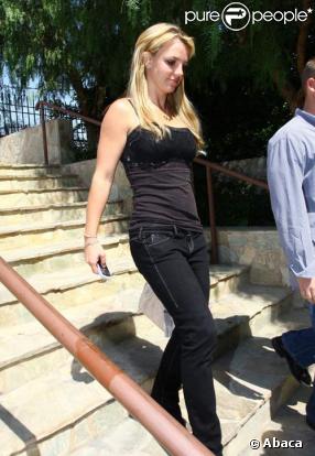Britney Spears sortant du studio de danse, le 16/09/08 à Los Angeles