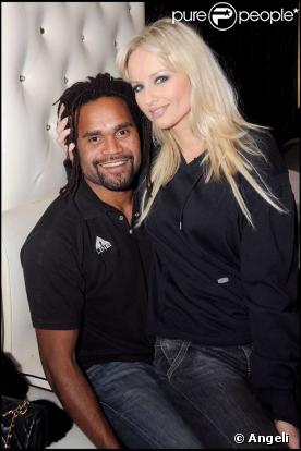 Adriana Karembeu fête son anniversaire au Musichall, avec son époux Christian