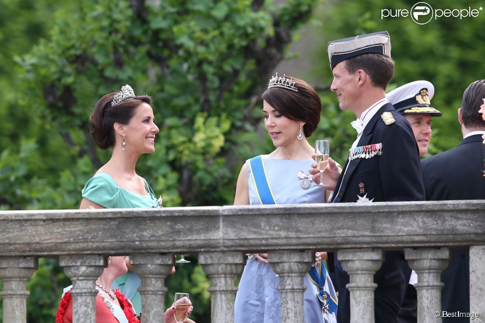 BODA REAL DEL PRINCIPE CARLOS FELIPE  Y SOFIA HELLQVIST - Página 22 1853160-la-princesse-marie-la-princesse-mary-950x0-1