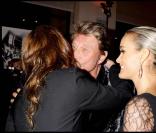 Laura Smet, radieuse avec son père Johnny Hallyday et Laeticia