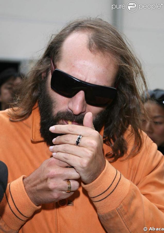 Le défilé Louis Vuitton : Sébastien Tellier