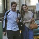 REPORTAGE PHOTOS : La magnifique Kelly Brook vit un vrai big love avec son rugbyman !