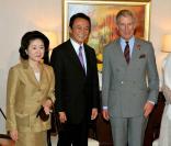 Le prince Charles et Camilla Parker Bowles au temple bouddhiste de Todai-ji