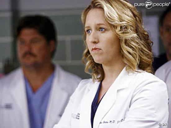 Brooke Smith dans le role du docteur Erica Hahn  dans la serie Grey's Anatomy 