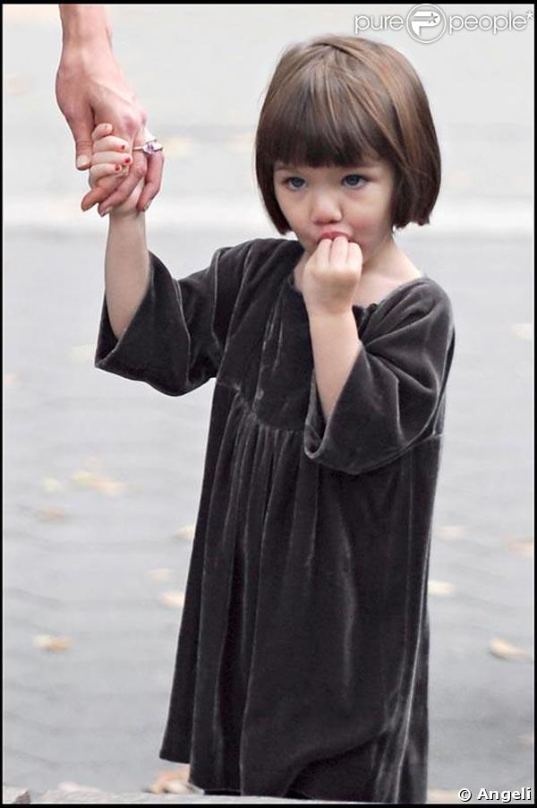 Suri Cruise avec sa maman Katie Holmes à NY