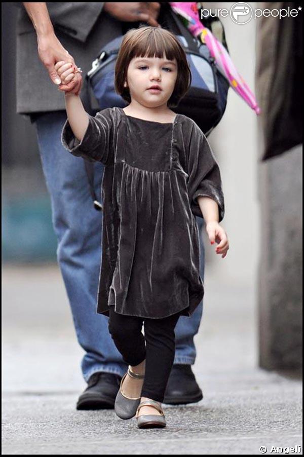 Suri Cruise avec sa maman Katie Holmes à NY